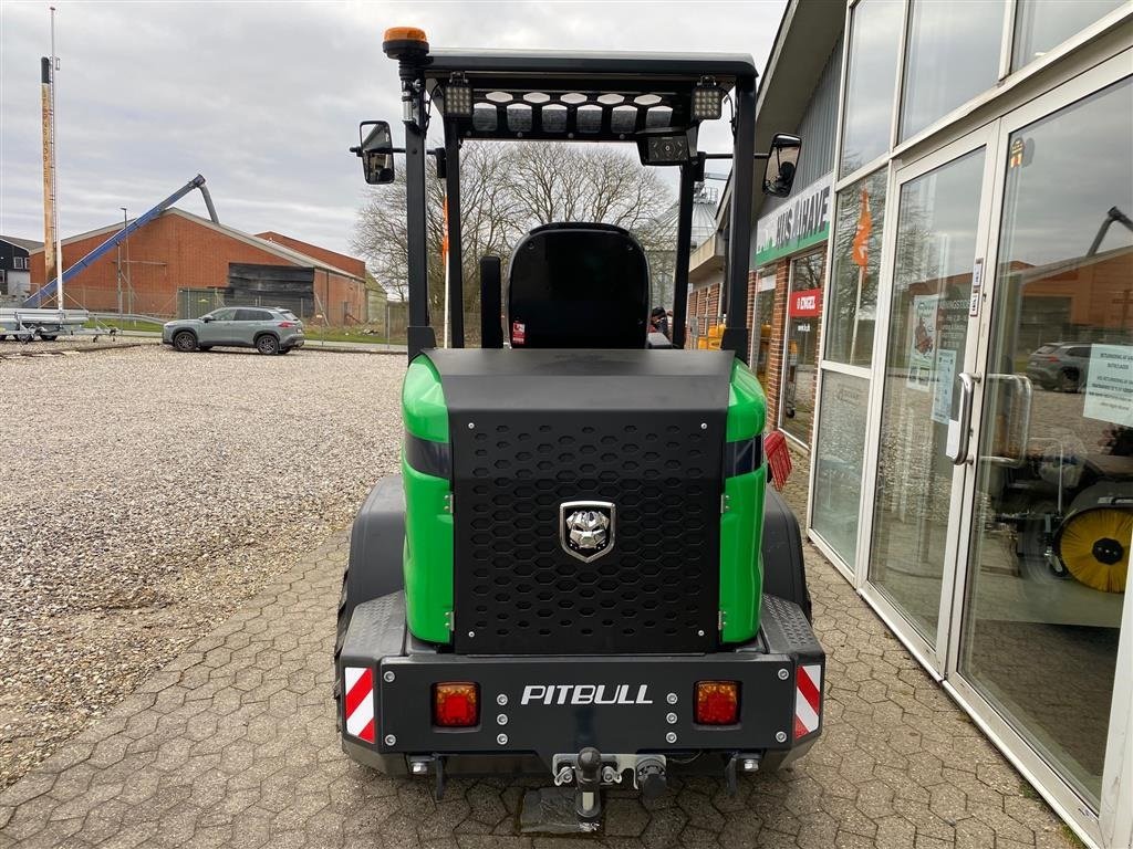Kompaktlader des Typs Pitbull X 28 - 50 E Vi kører DEMO med denne kraftige el drevne maskine, Gebrauchtmaschine in Kjellerup (Bild 2)