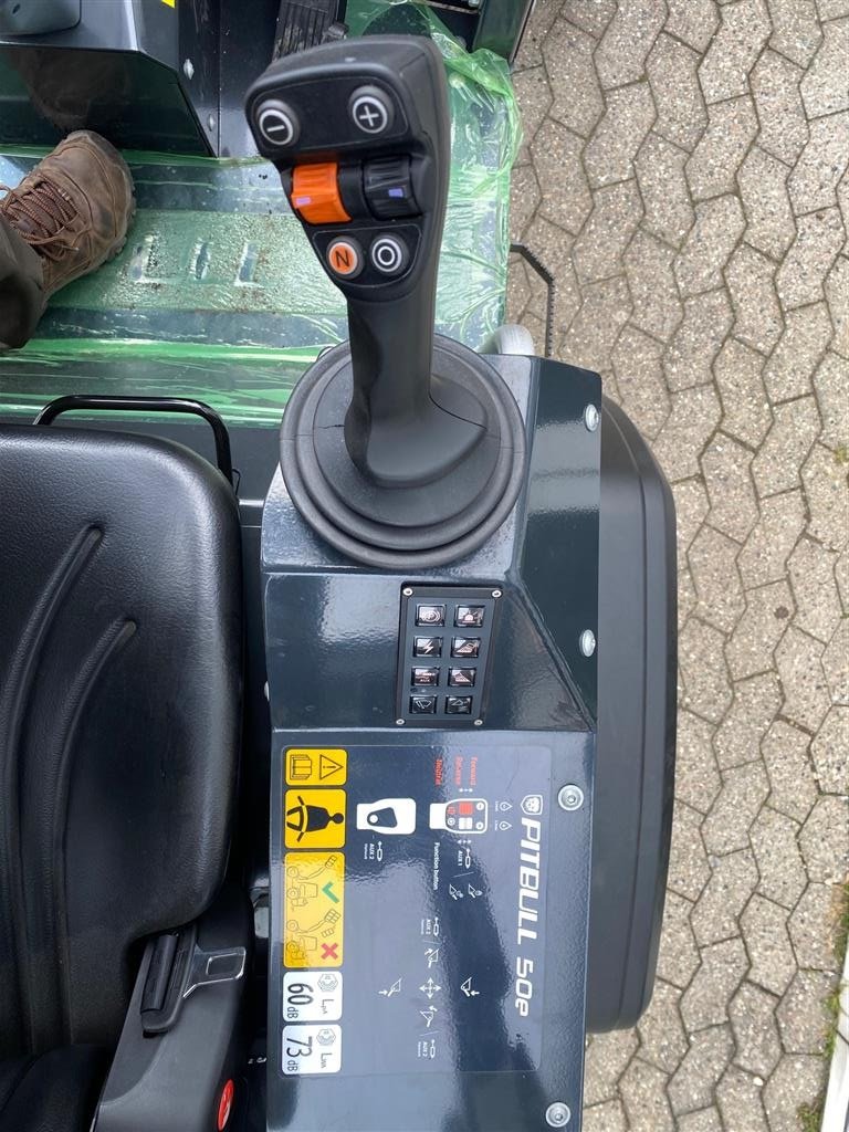 Kompaktlader des Typs Pitbull X 28 - 50 E Vi kører DEMO med denne kraftige el drevne maskine, Gebrauchtmaschine in Kjellerup (Bild 5)