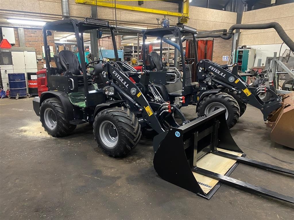 Kompaktlader of the type Pitbull X24-26V Bredsgaard A/S Pitbull klargørings center for Danmark, Gebrauchtmaschine in Kjellerup (Picture 1)