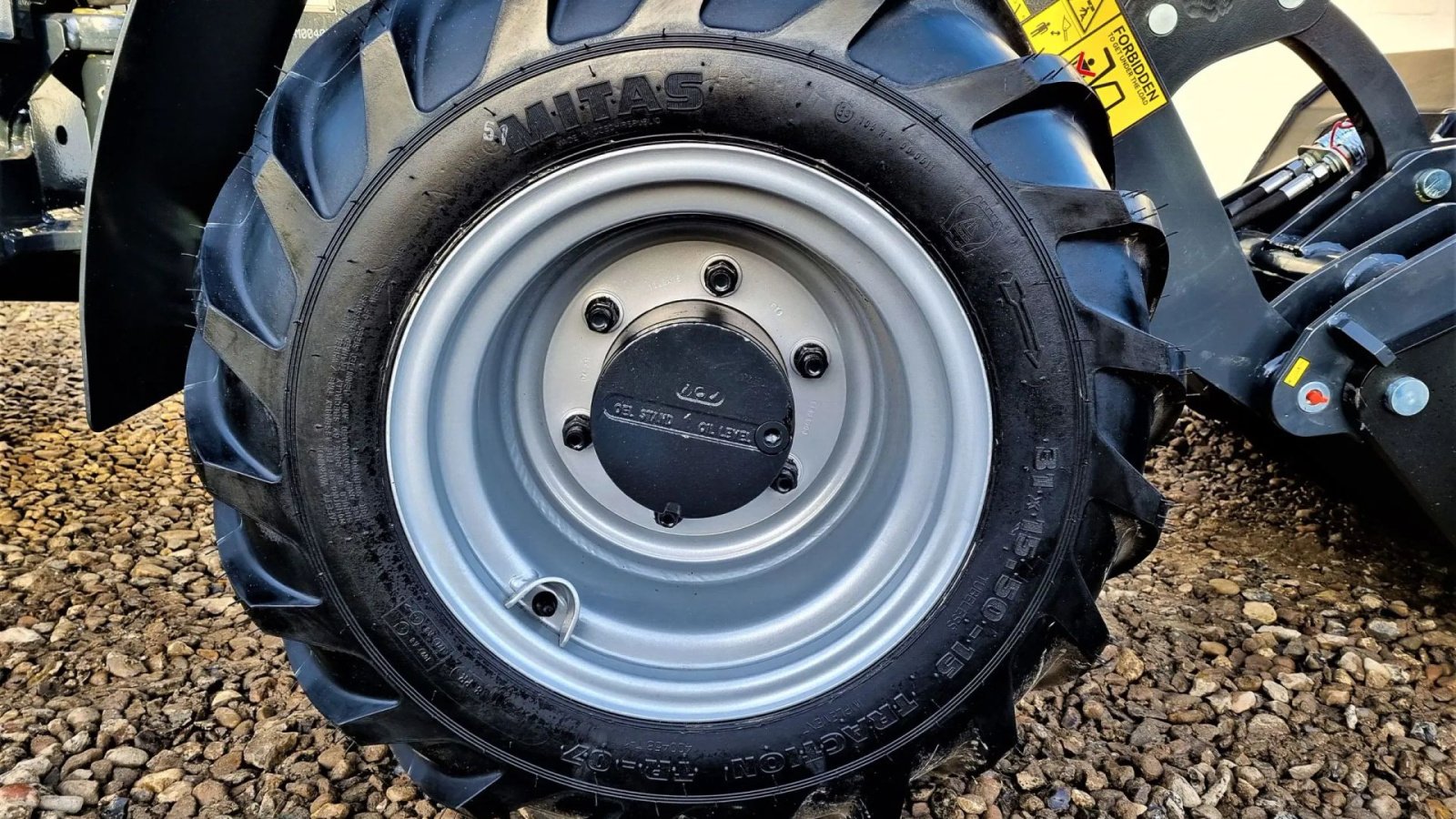 Kompaktlader of the type Pitbull X24-26V / fabriksny / DK edition - ny model / med redskaber, Gebrauchtmaschine in Arden (Picture 17)