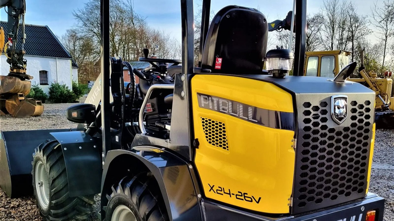 Kompaktlader of the type Pitbull X24-26V / fabriksny / DK edition - ny model / med redskaber, Gebrauchtmaschine in Arden (Picture 7)