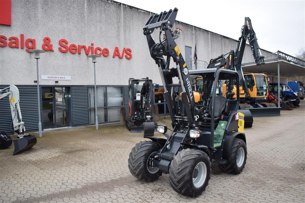 Kompaktlader of the type Pitbull X24-26V FABRIKSNY, Gebrauchtmaschine in Fredensborg (Picture 3)