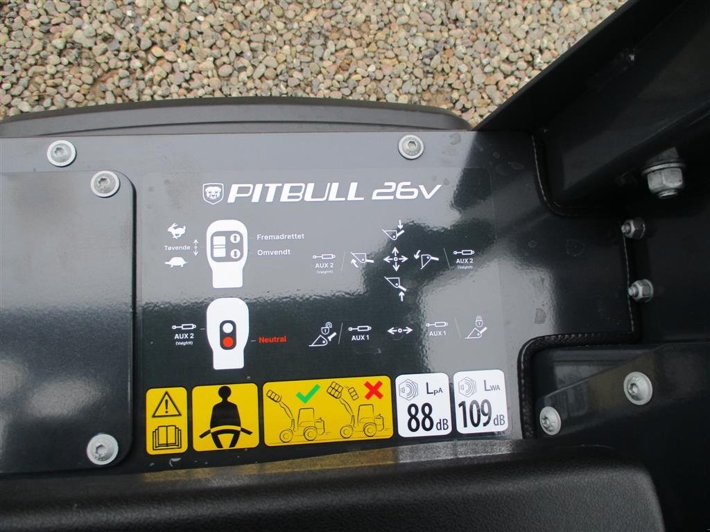 Kompaktlader of the type Pitbull X24-26V  med lyspakke, 400mm hjulmontering, Gebrauchtmaschine in Lintrup (Picture 7)
