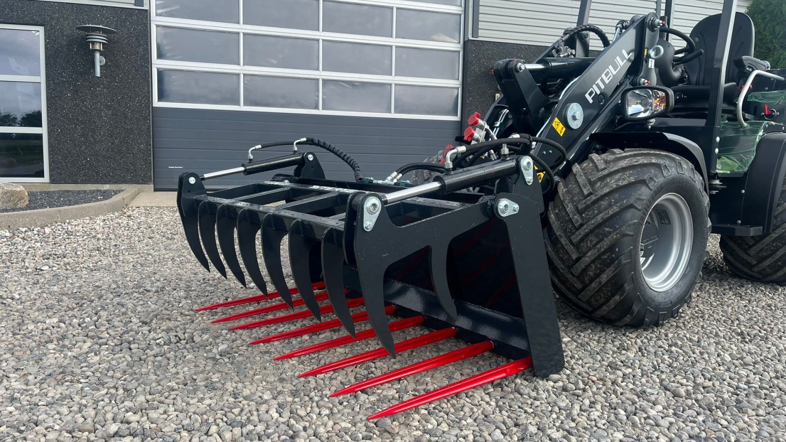 Kompaktlader of the type Pitbull X24-26V  med lyspakke, 400mm hjulmontering, Gebrauchtmaschine in Lintrup (Picture 22)