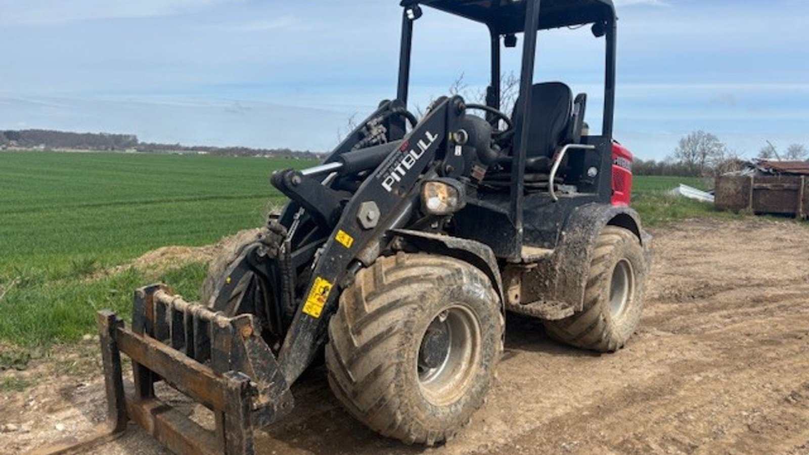 Kompaktlader Türe ait Pitbull X24-26V, Gebrauchtmaschine içinde Varde (resim 2)