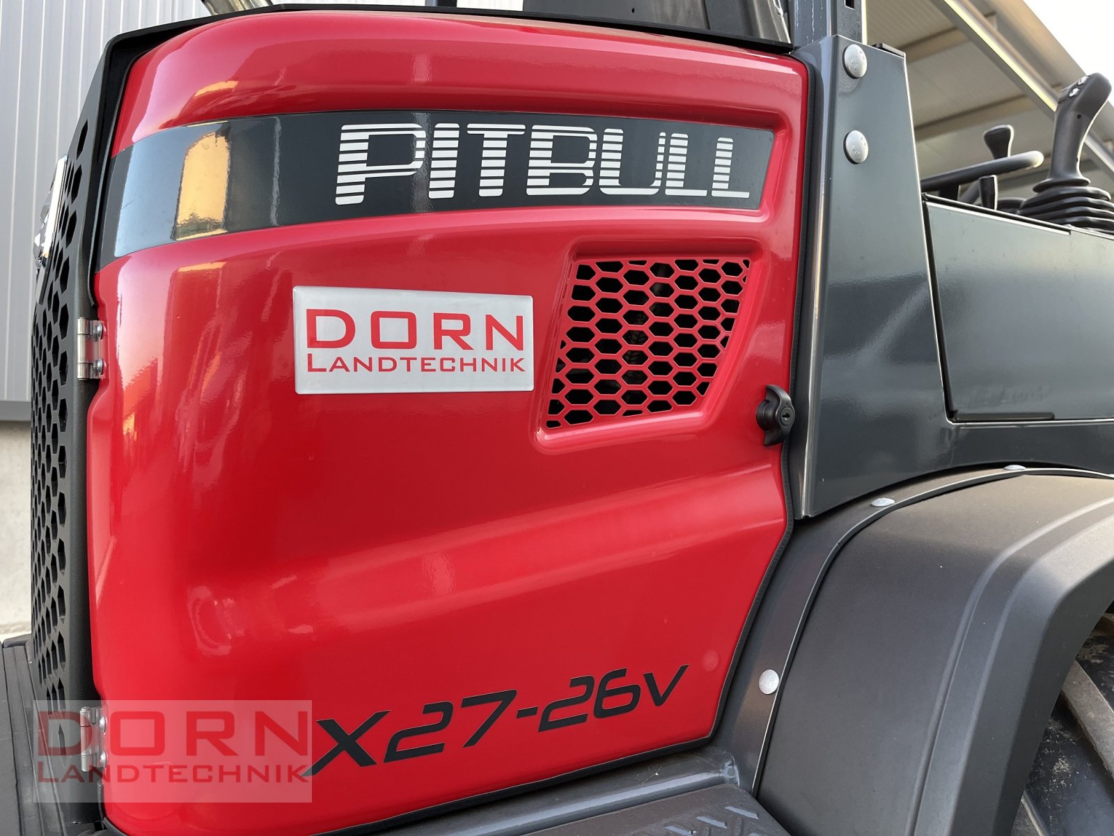 Kompaktlader of the type Pitbull X27-26V, Neumaschine in Bruckberg (Picture 2)