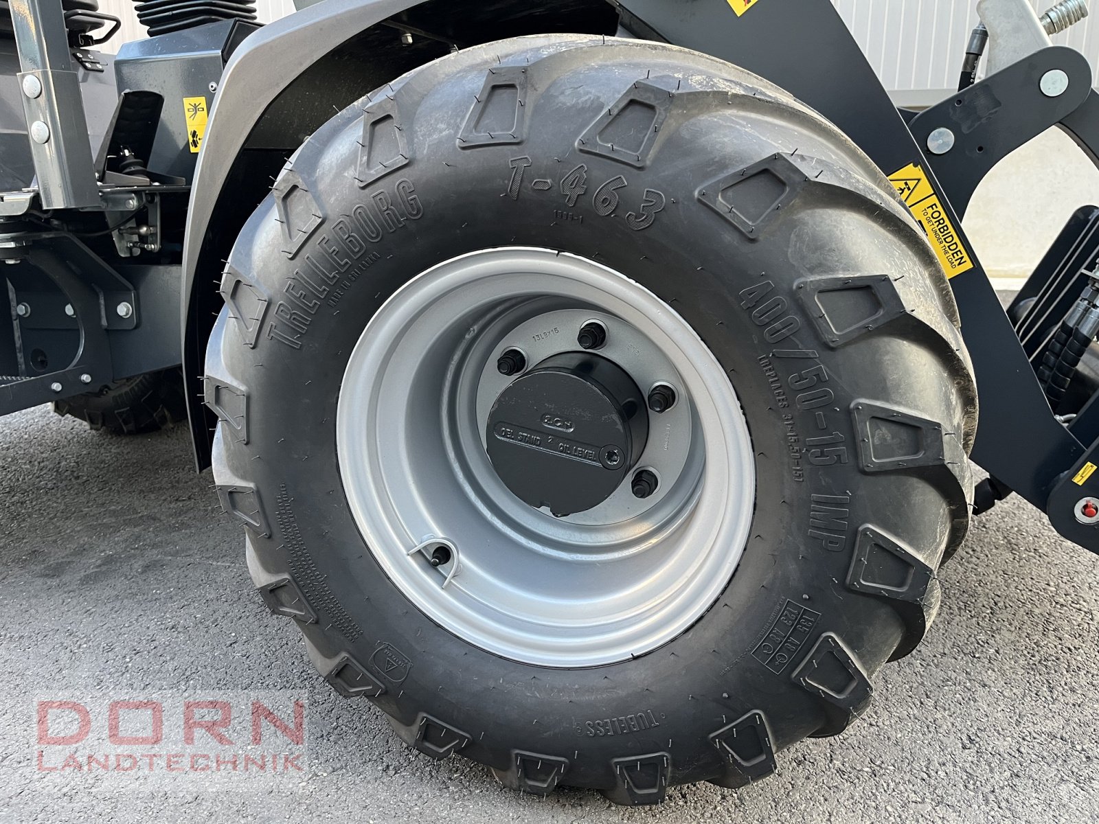 Kompaktlader of the type Pitbull X27-26V, Neumaschine in Bruckberg (Picture 7)