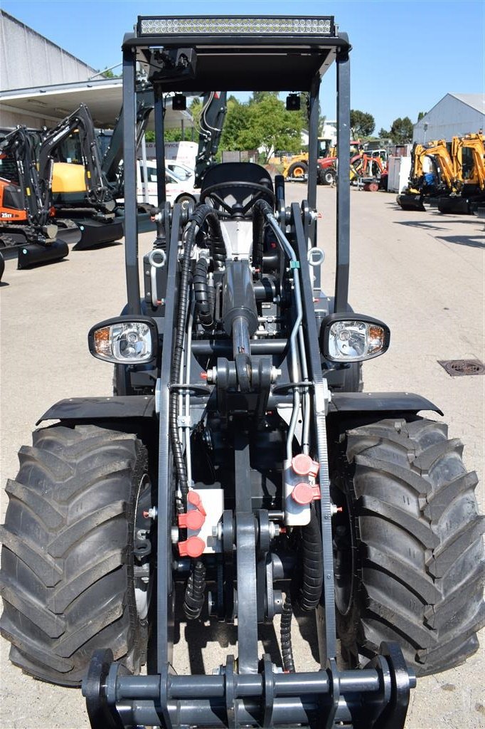 Kompaktlader of the type Pitbull X28-45CRT FABRIKSNY PITBULL, Gebrauchtmaschine in Fredensborg (Picture 4)