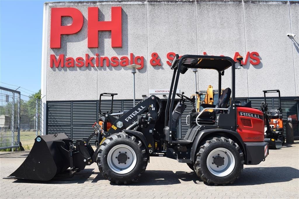 Kompaktlader of the type Pitbull X28-45CRT FABRIKSNY PITBULL, Gebrauchtmaschine in Fredensborg (Picture 1)