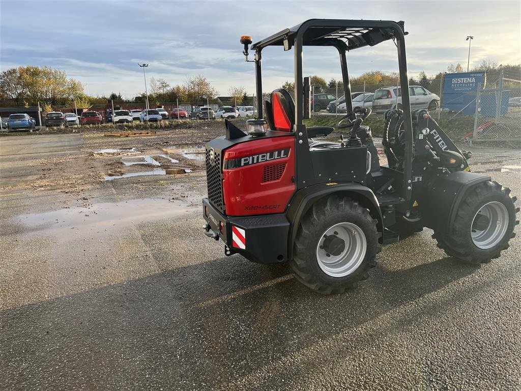 Kompaktlader of the type Pitbull X28-45CRT, Gebrauchtmaschine in Solrød Strand (Picture 5)
