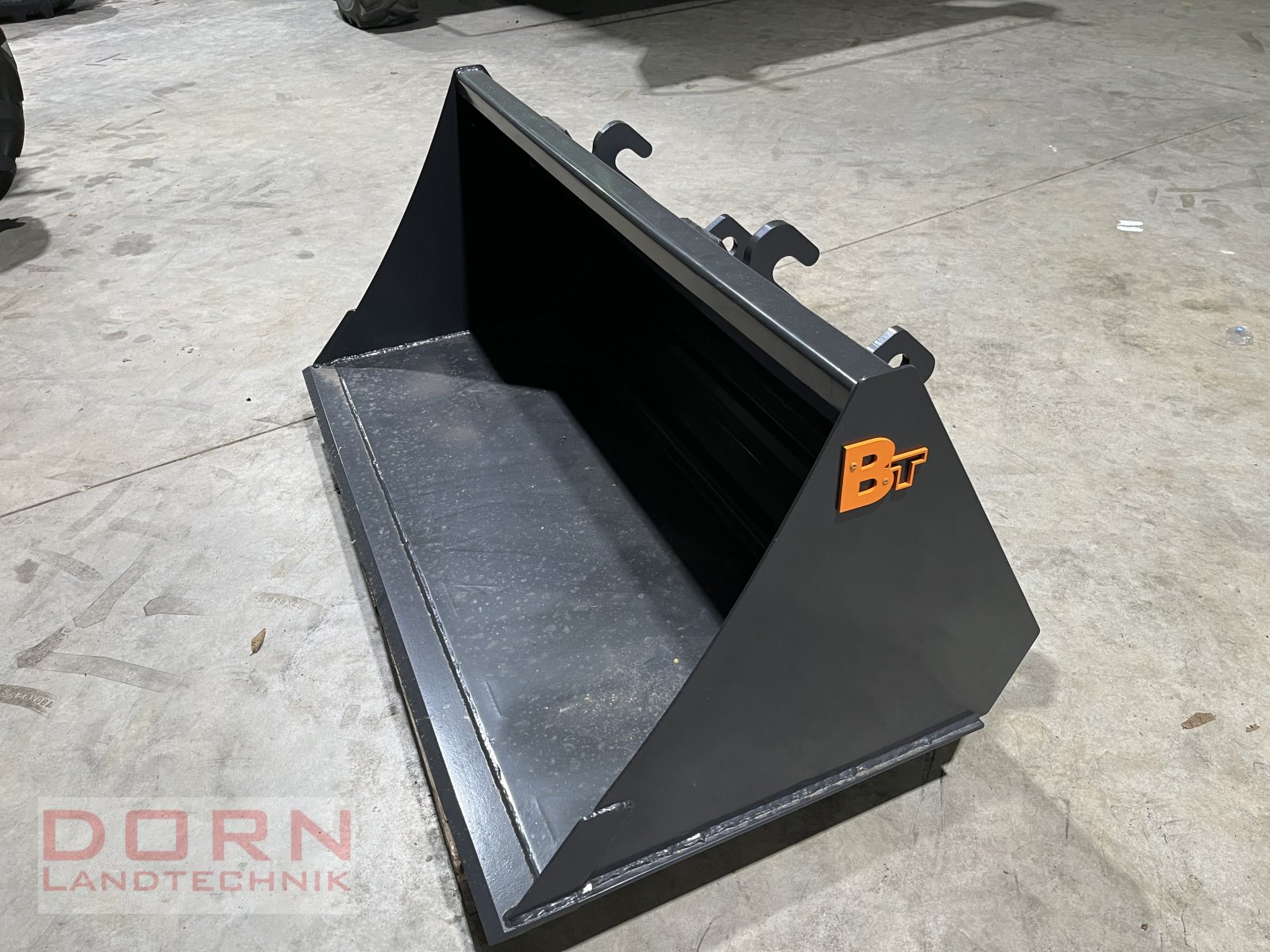 Kompaktlader of the type Pitbull XS27-26, Neumaschine in Bruckberg (Picture 6)