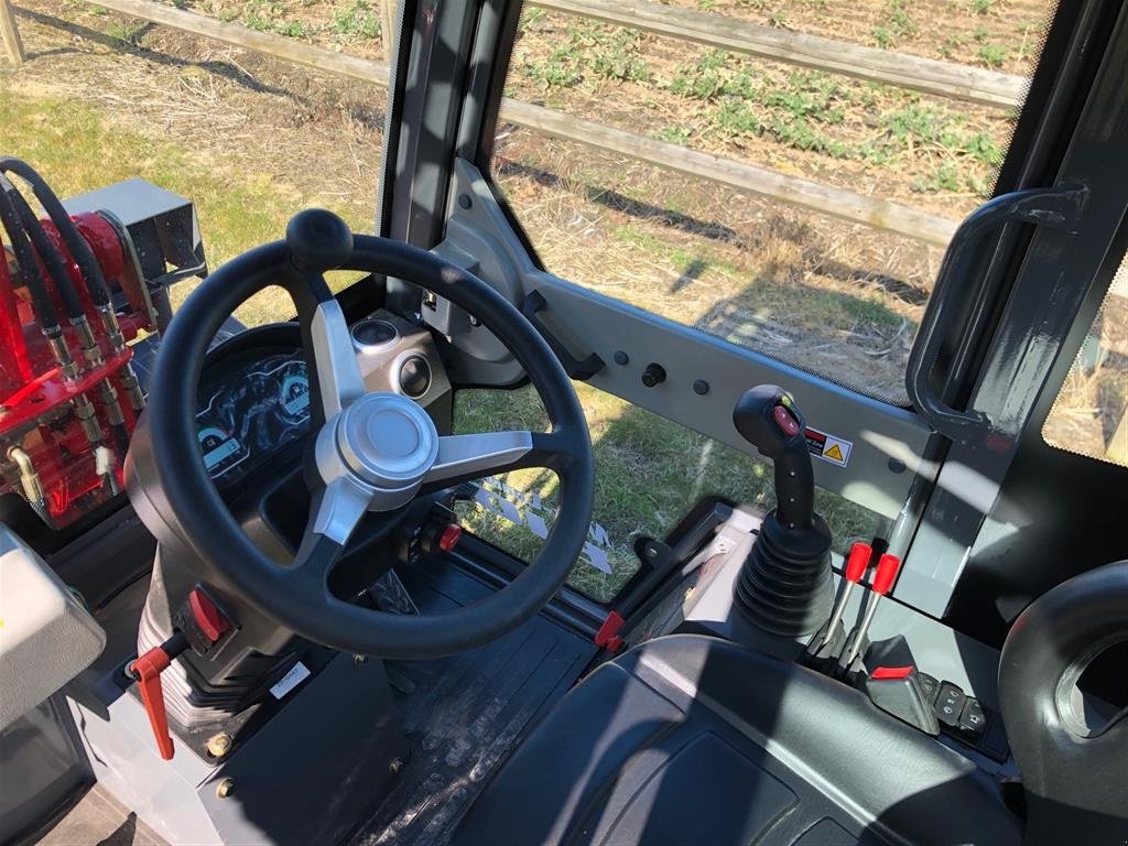 Kompaktlader of the type Platz-Max 810 Kubota motor, Gebrauchtmaschine in Holbæk (Picture 3)