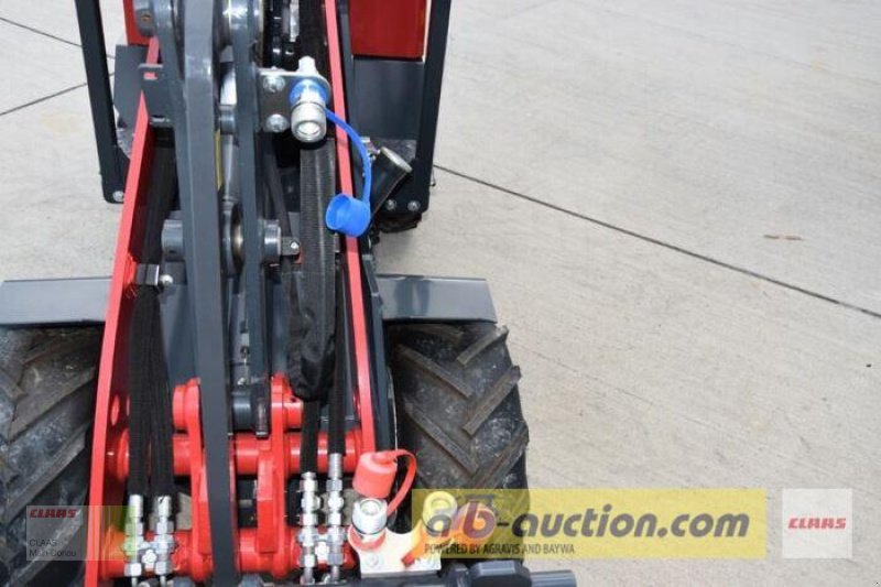 Kompaktlader of the type Schäffer 1622 HOFLADER, Gebrauchtmaschine in Wassertrüdingen (Picture 9)