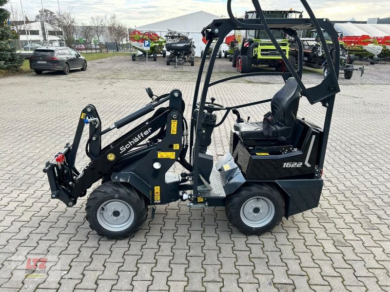 Kompaktlader of the type Schäffer 1622 HOFLADER, Neumaschine in Hartmannsdorf (Picture 5)