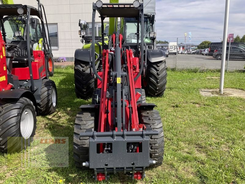 Kompaktlader of the type Schäffer 2024 S HOFLADER, Neumaschine in Plech (Picture 2)