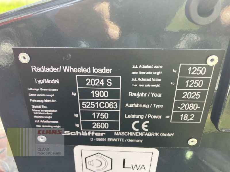 Kompaktlader of the type Schäffer 2024 S HOFLADER, Neumaschine in Plech (Picture 13)