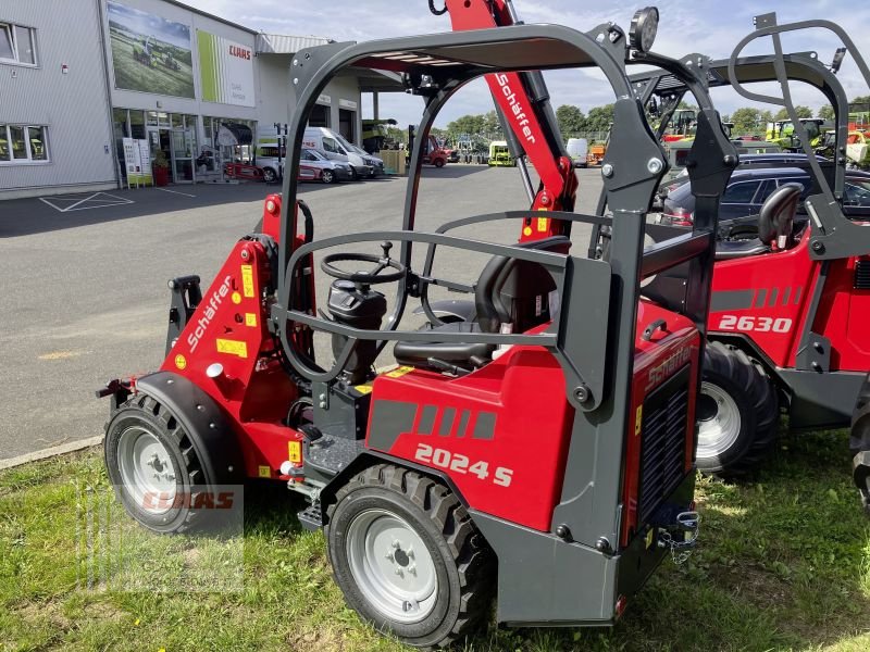 Kompaktlader of the type Schäffer 2024 S HOFLADER, Neumaschine in Plech (Picture 6)