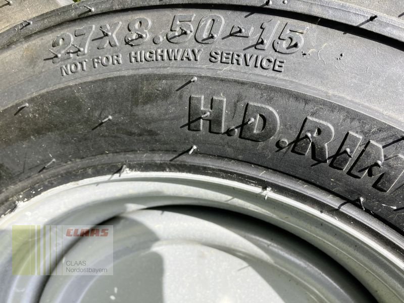 Kompaktlader of the type Schäffer 2024 S HOFLADER, Neumaschine in Plech (Picture 12)