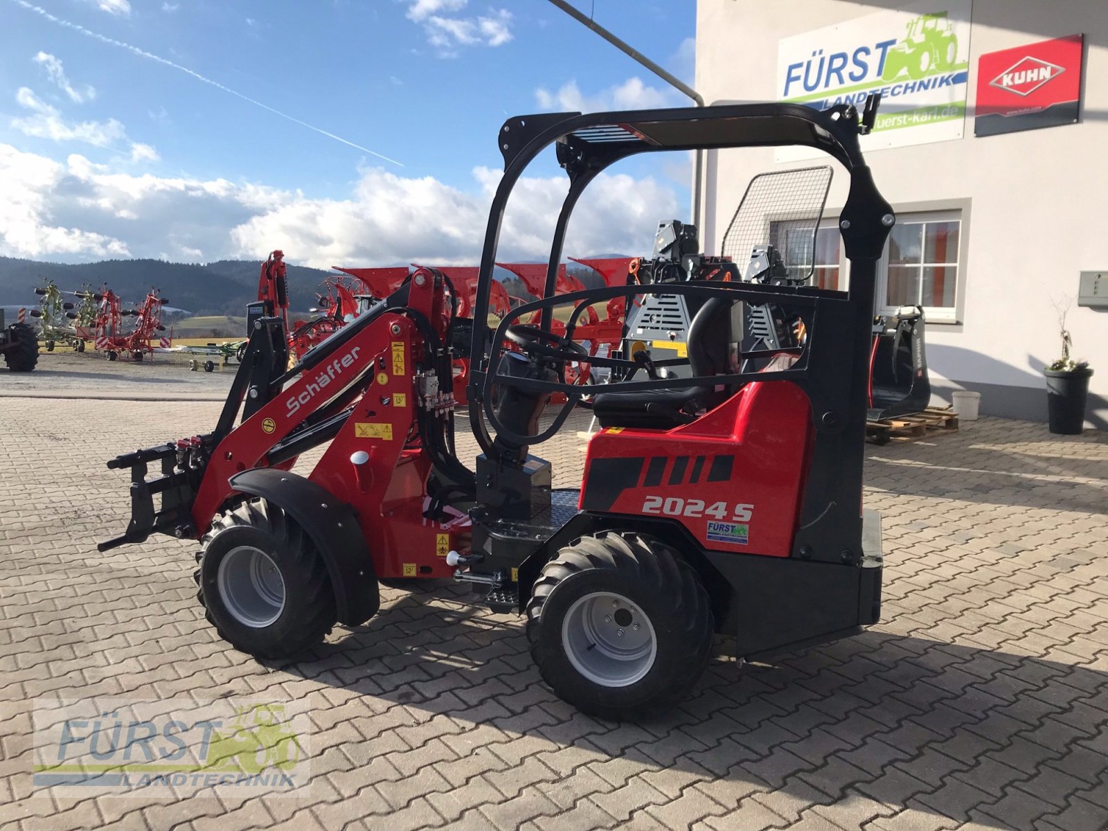 Kompaktlader des Typs Schäffer 2024 S, Neumaschine in Perlesreut (Bild 3)