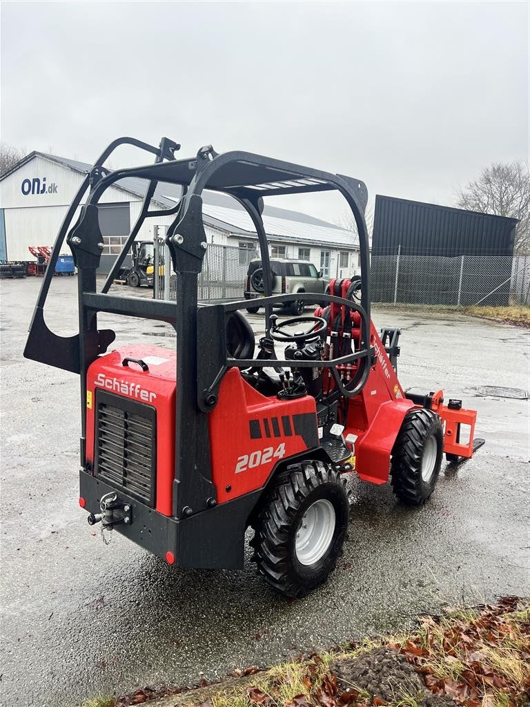 Kompaktlader типа Schäffer 2024, Gebrauchtmaschine в Herning (Фотография 3)