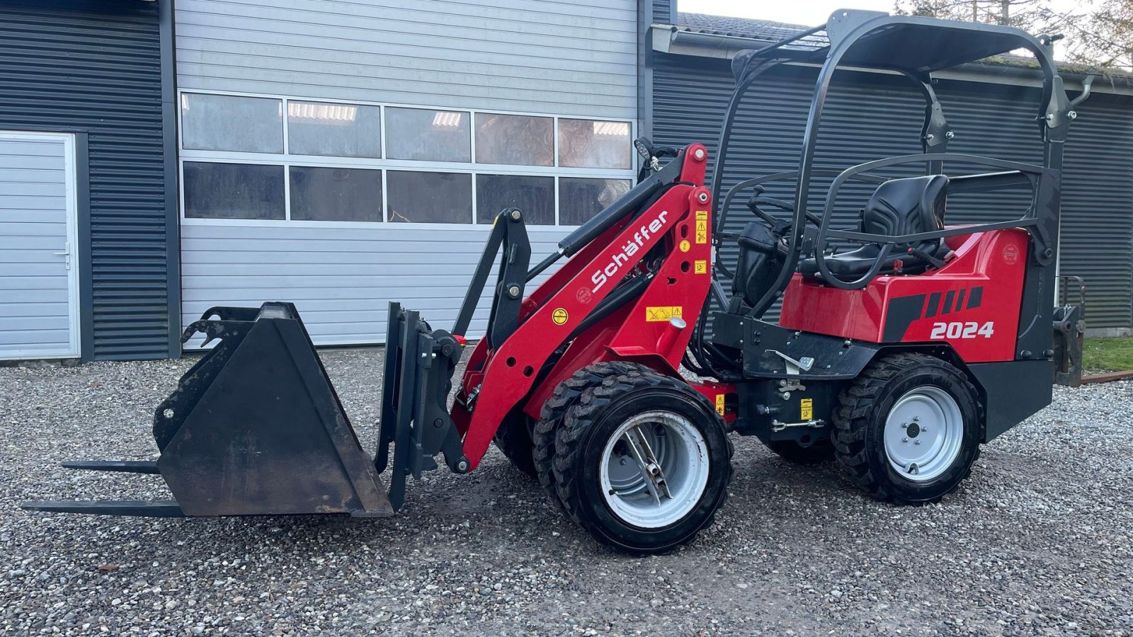 Kompaktlader za tip Schäffer 2024, Gebrauchtmaschine u Grenaa (Slika 2)