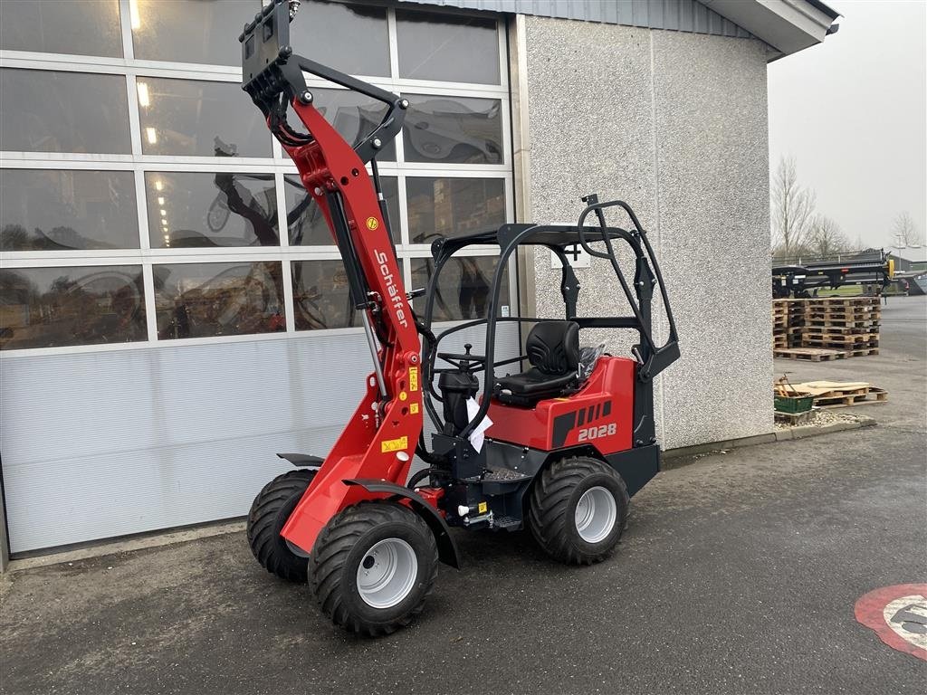 Kompaktlader of the type Schäffer 2028 PÅ LAGER TIL OMGÅENDE LEVERING, Gebrauchtmaschine in Holstebro (Picture 1)