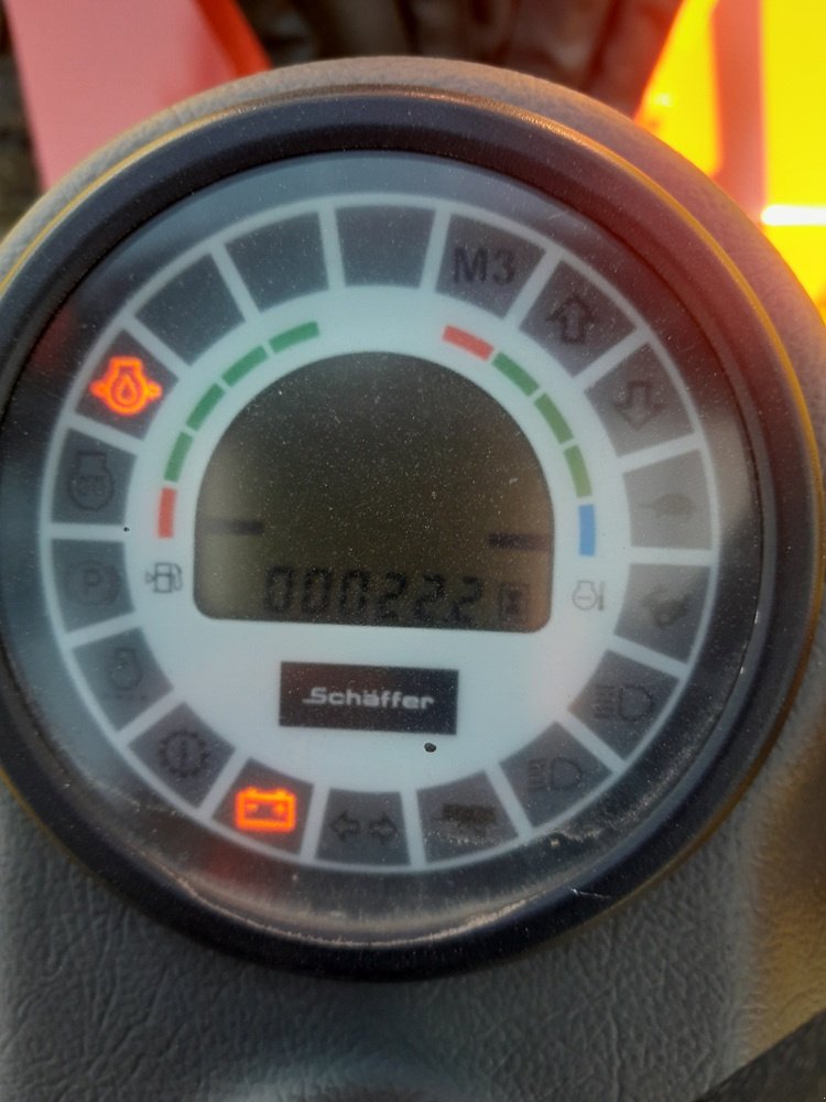 Kompaktlader of the type Schäffer 2028 SLT, Neumaschine in Peiting (Picture 3)