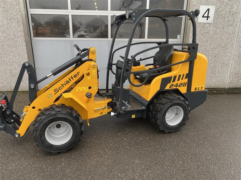 Kompaktlader of the type Schäffer 2428 SLT PÅ LAGER TIL OMGÅENDE LEVERING, Gebrauchtmaschine in Holstebro (Picture 3)