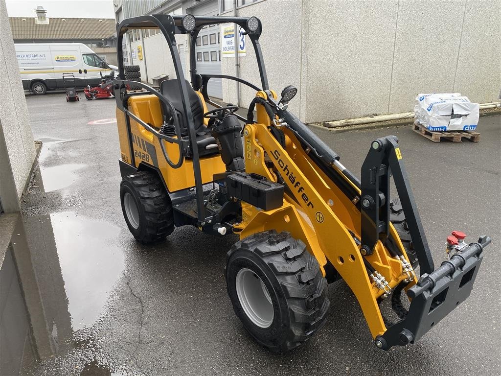 Kompaktlader of the type Schäffer 2428 SLT PÅ LAGER TIL OMGÅENDE LEVERING, Gebrauchtmaschine in Holstebro (Picture 12)
