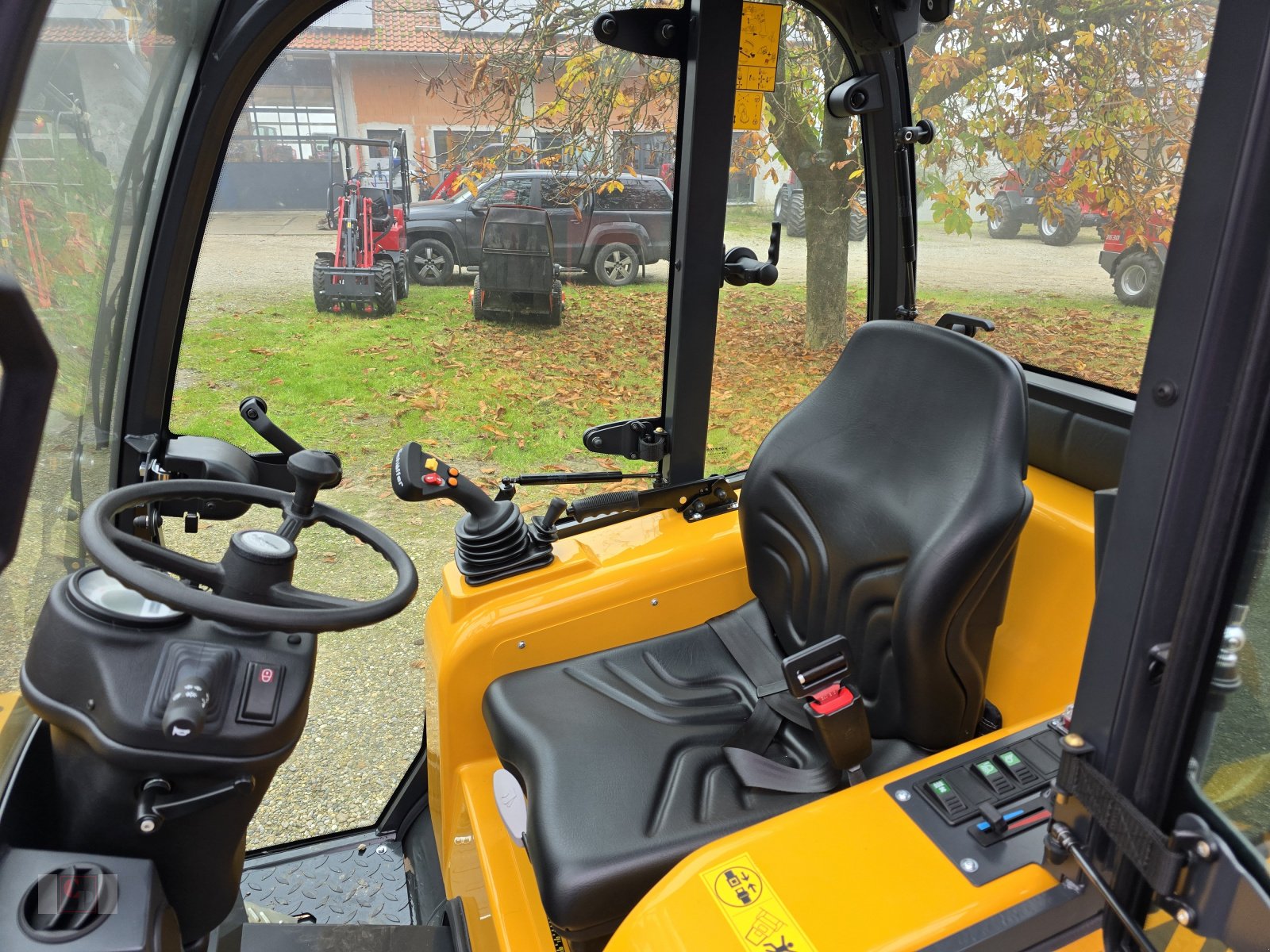 Kompaktlader типа Schäffer 2430 SLT, Gebrauchtmaschine в Gerolsbach (Фотография 4)