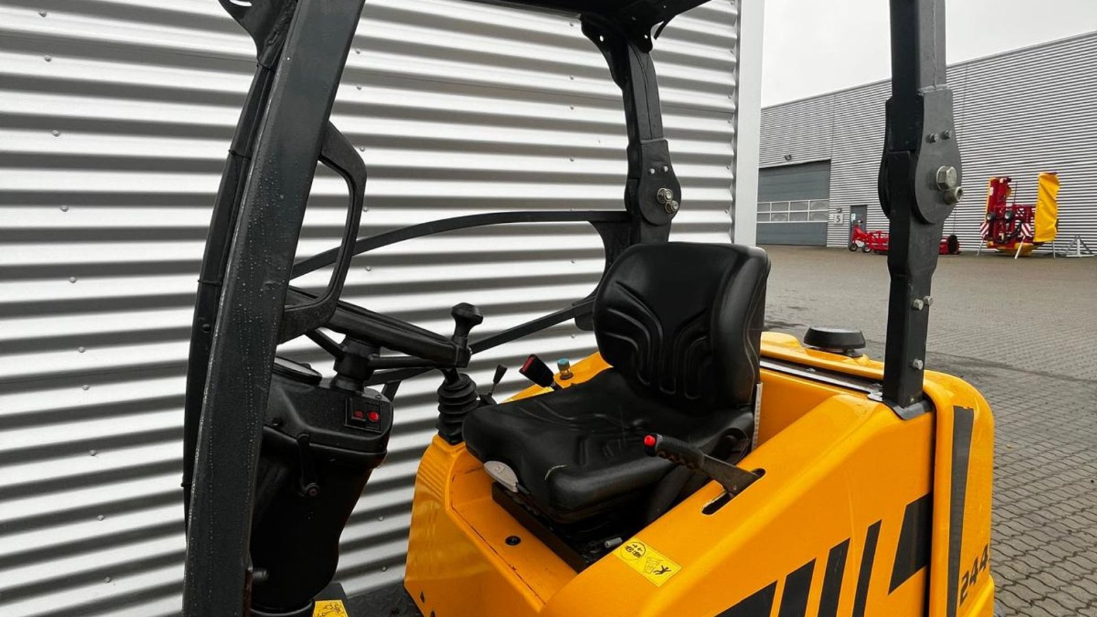 Kompaktlader des Typs Schäffer 2445 2445, Gebrauchtmaschine in Horsens (Bild 7)