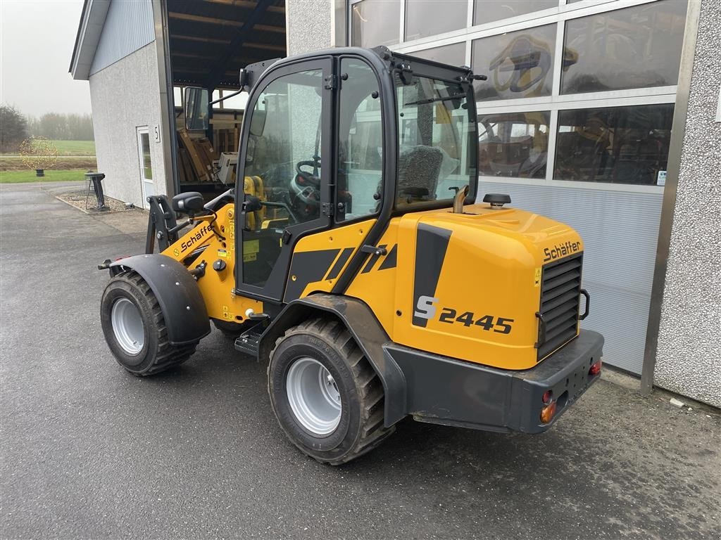 Kompaktlader des Typs Schäffer 2445S PÅ LAGER TIL OMGÅENDE LEVERING, Gebrauchtmaschine in Holstebro (Bild 3)