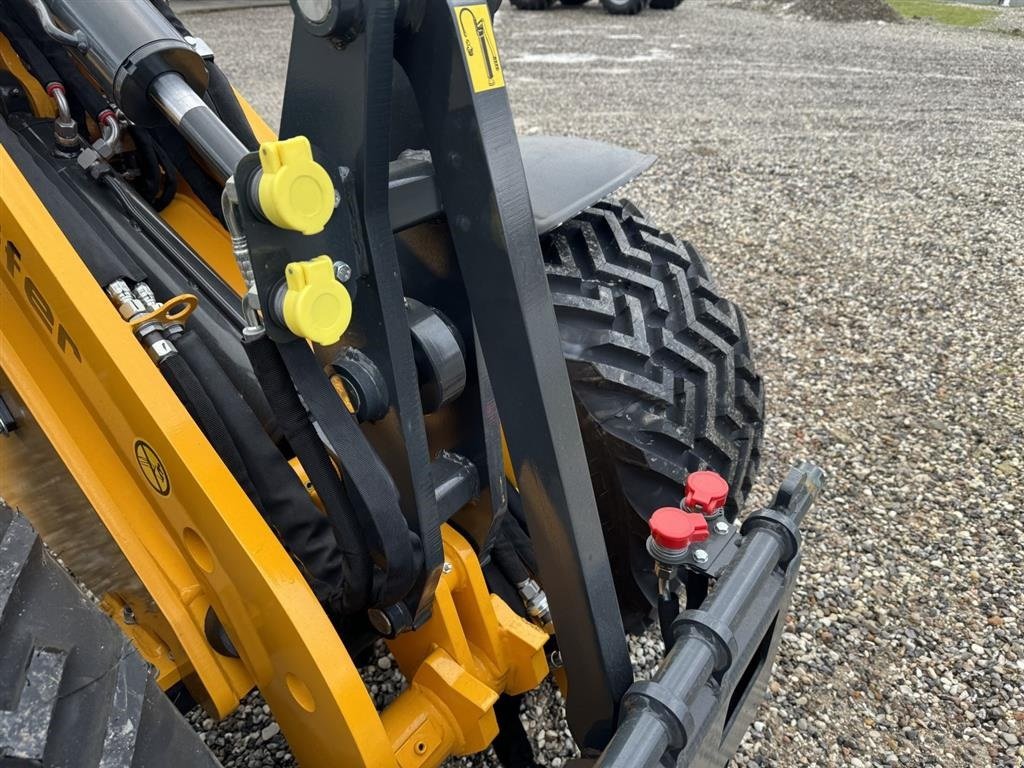 Kompaktlader of the type Schäffer 2445S Special Edition, Gebrauchtmaschine in Hadsten (Picture 10)