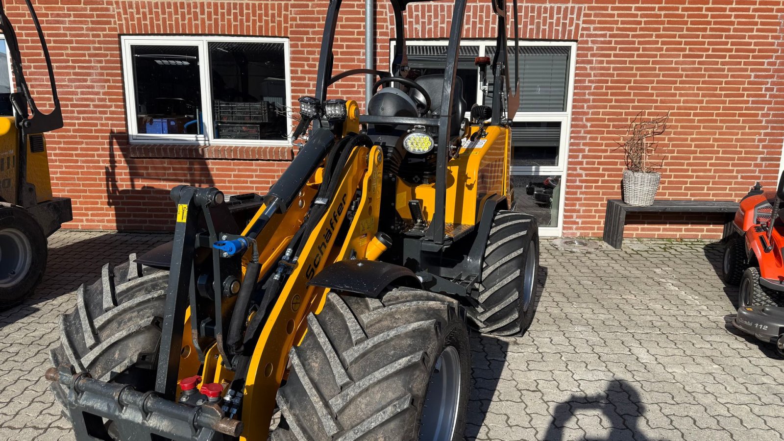 Kompaktlader tipa Schäffer 2445S, Gebrauchtmaschine u Hadsten (Slika 3)