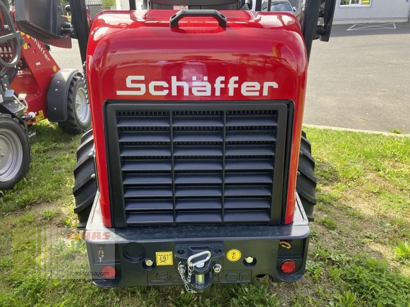 Kompaktlader of the type Schäffer 2630 HOFLADER 20 KM/H, Neumaschine in Altenstadt a.d. Waldnaab (Picture 6)