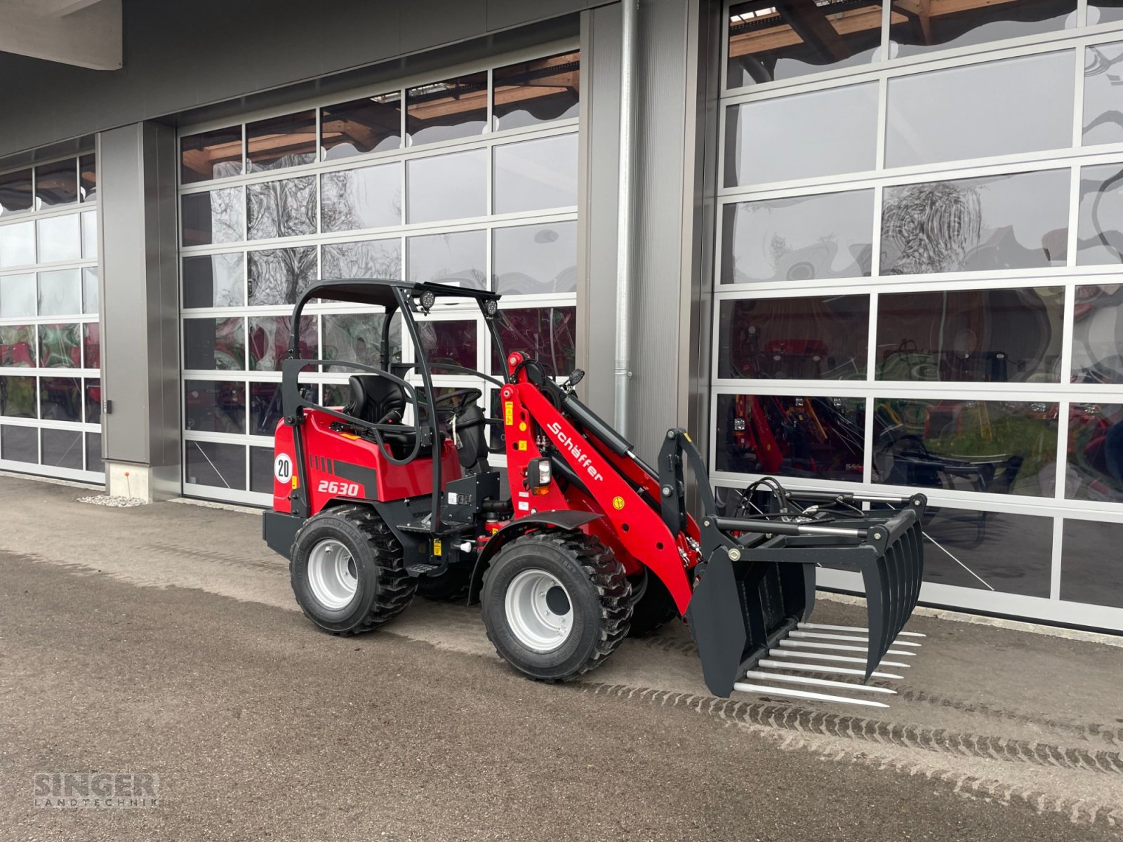 Kompaktlader of the type Schäffer 2630 - Hubhöhe 311cm, StVZO, Kardanwelle, Neumaschine in Ebenhofen (Picture 1)