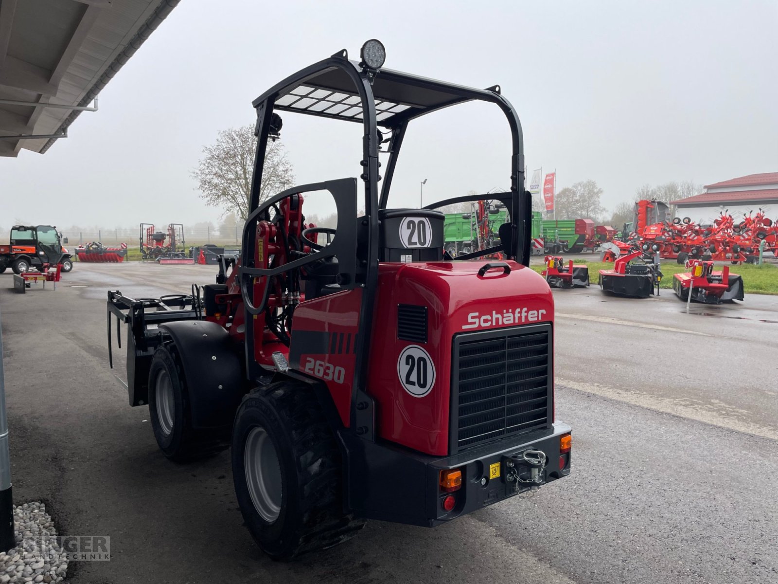 Kompaktlader of the type Schäffer 2630 - Hubhöhe 311cm, StVZO, Kardanwelle, Neumaschine in Ebenhofen (Picture 3)