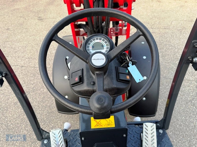 Kompaktlader za tip Schäffer 2630, Neumaschine u Rottenburg (Slika 9)