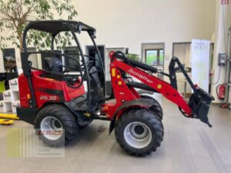 Schäffer 2630, Neumaschine (Slika 1) Kompaktlader tipa Schäffer 2630, Neumaschine u Hollfeld (Slika 1)