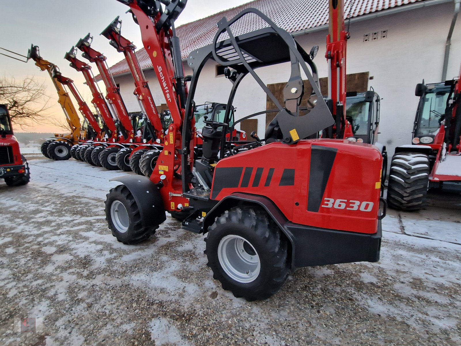 Kompaktlader of the type Schäffer 3630, Neumaschine in Gerolsbach (Picture 1)