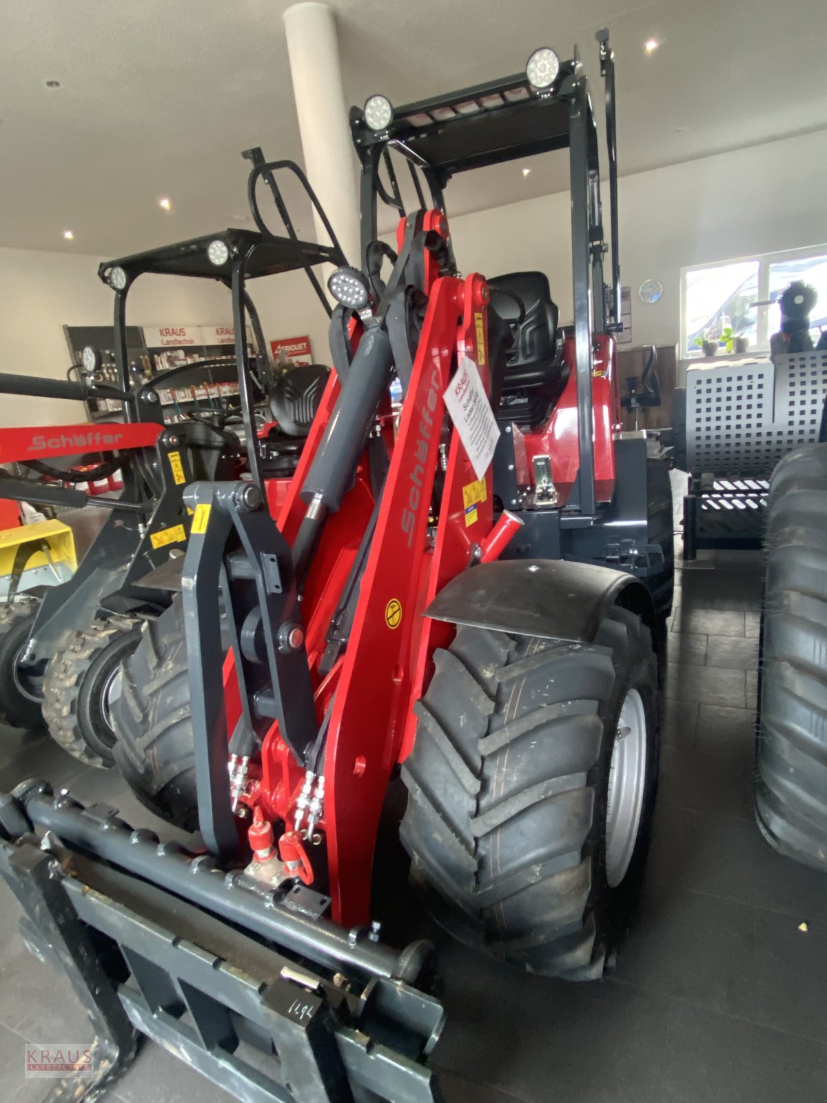 Kompaktlader of the type Schäffer 3630, Neumaschine in Geiersthal (Picture 1)