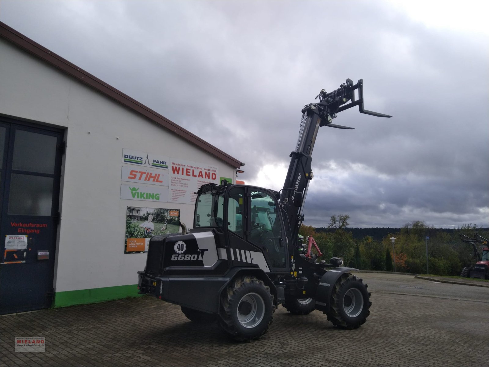 Kompaktlader van het type Schäffer 6680T, Neumaschine in Lossburg-Wittendorf (Foto 1)