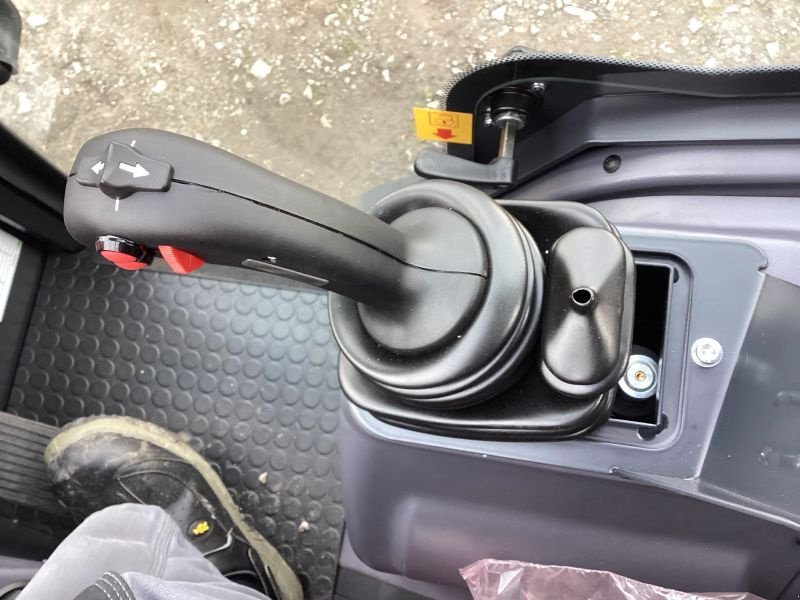 Kompaktlader des Typs Schäffer HOFLADER SCHÄFFER 4670, Gebrauchtmaschine in Strahwalde (Bild 7)