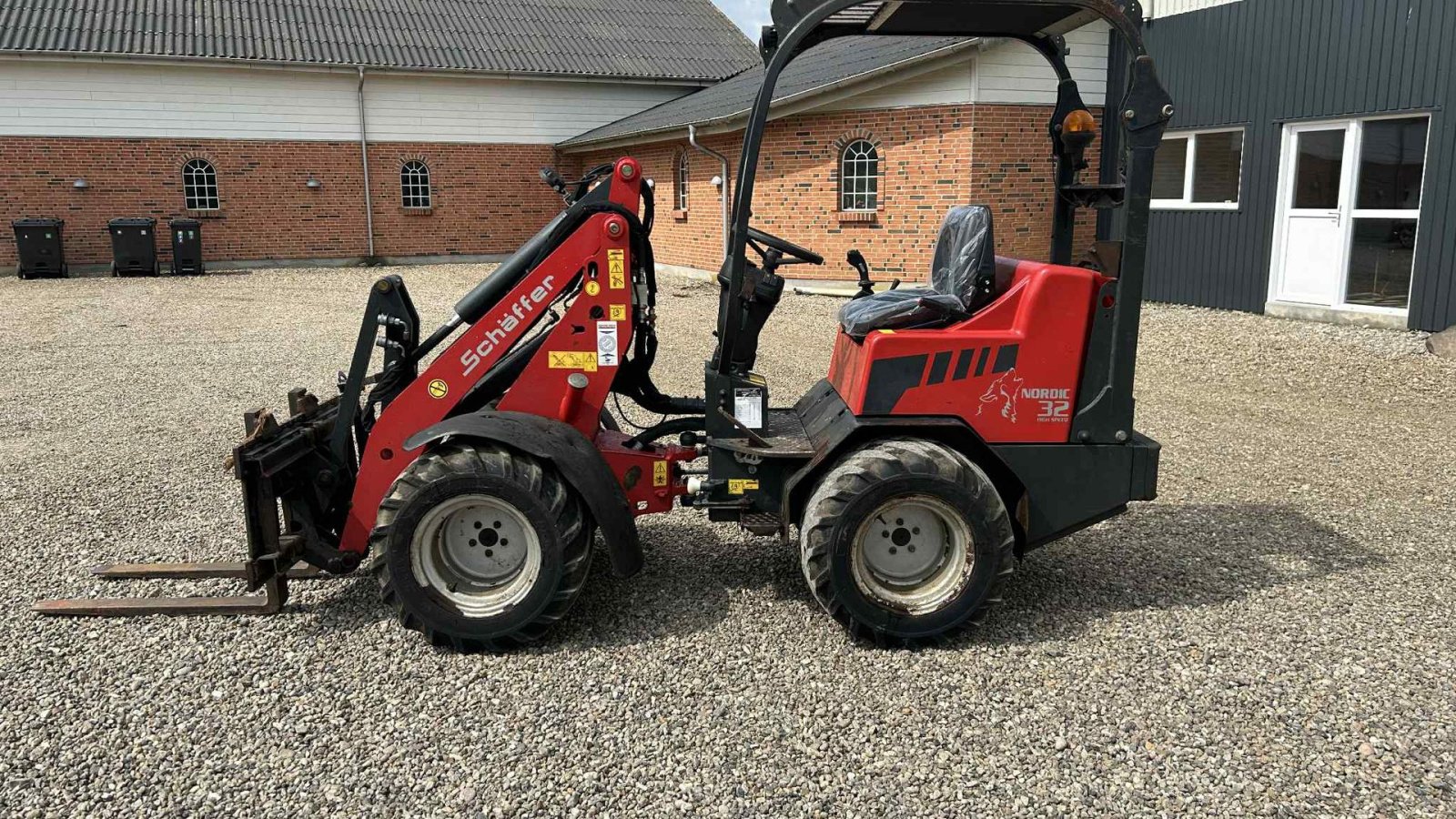 Kompaktlader типа Schäffer Nordic 32 HS, Gebrauchtmaschine в Rødekro (Фотография 4)