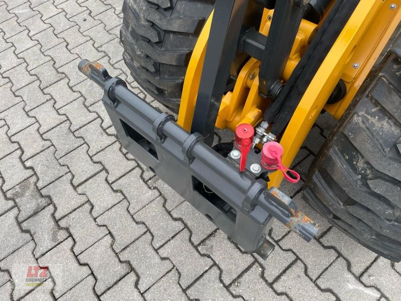 Kompaktlader vrste Schäffer SCHÄFFER-LADER TYP 24E KABINE, Vorführmaschine v Hartmannsdorf (Slika 4)