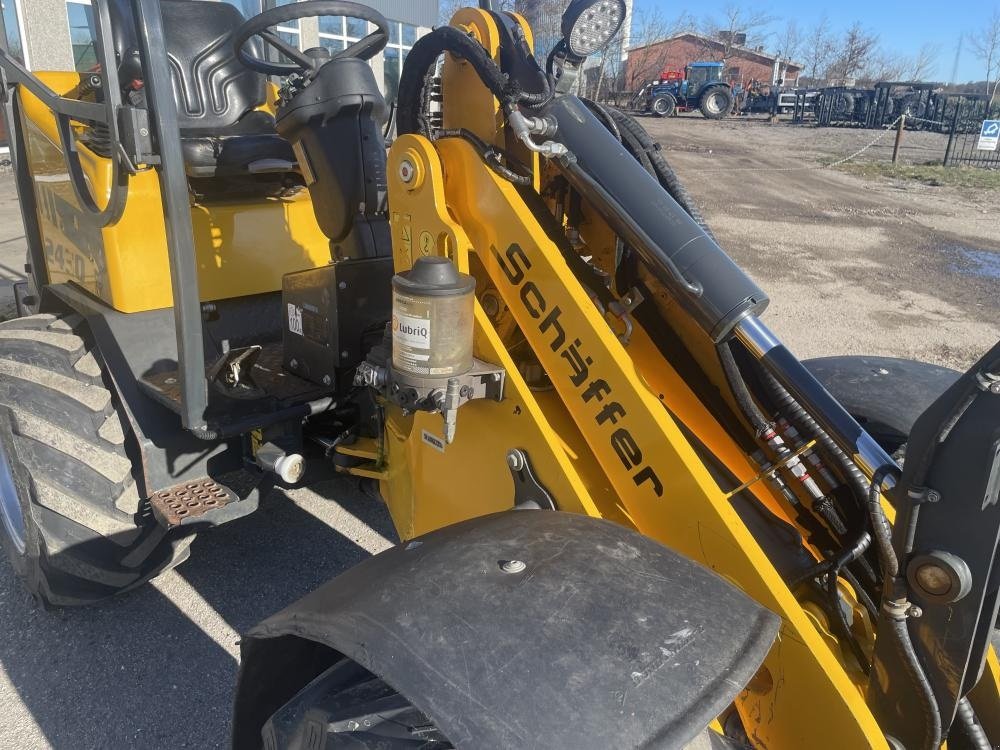 Kompaktlader za tip Schäffer Schaffer 2430 med centralsmørring., Gebrauchtmaschine u Dronninglund (Slika 5)