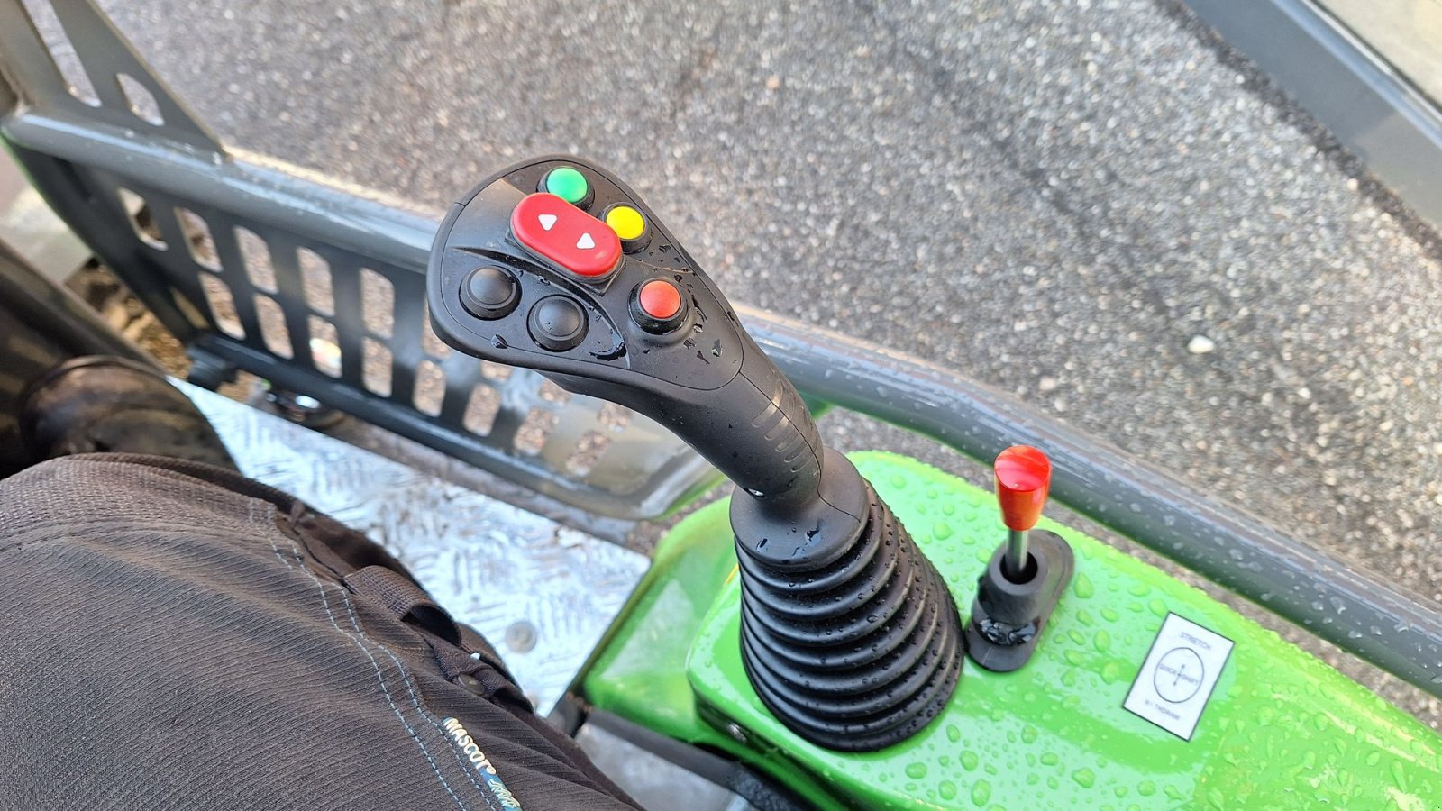 Kompaktlader типа Sonstige 1010E, Gebrauchtmaschine в Rødekro (Фотография 13)