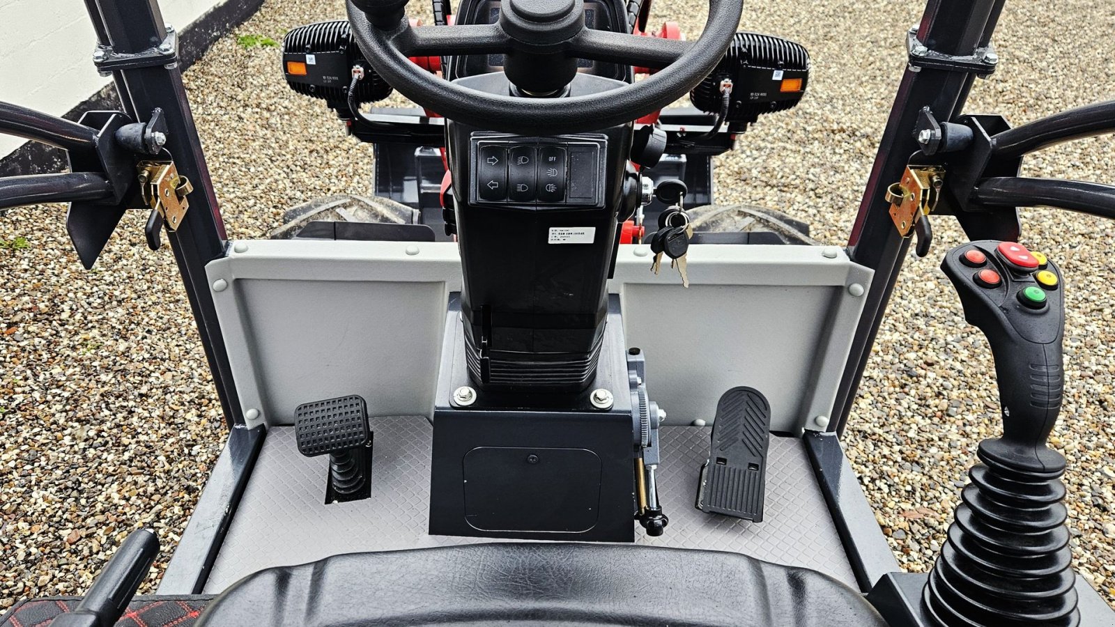 Kompaktlader of the type Sonstige 1020 D / Kubota motor / høj løfteevne / fabriksny, Gebrauchtmaschine in Arden (Picture 16)