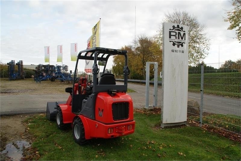 Kompaktlader του τύπου Sonstige 1026 LX Incl skovl og pallegafler, Gebrauchtmaschine σε Ringe (Φωτογραφία 3)