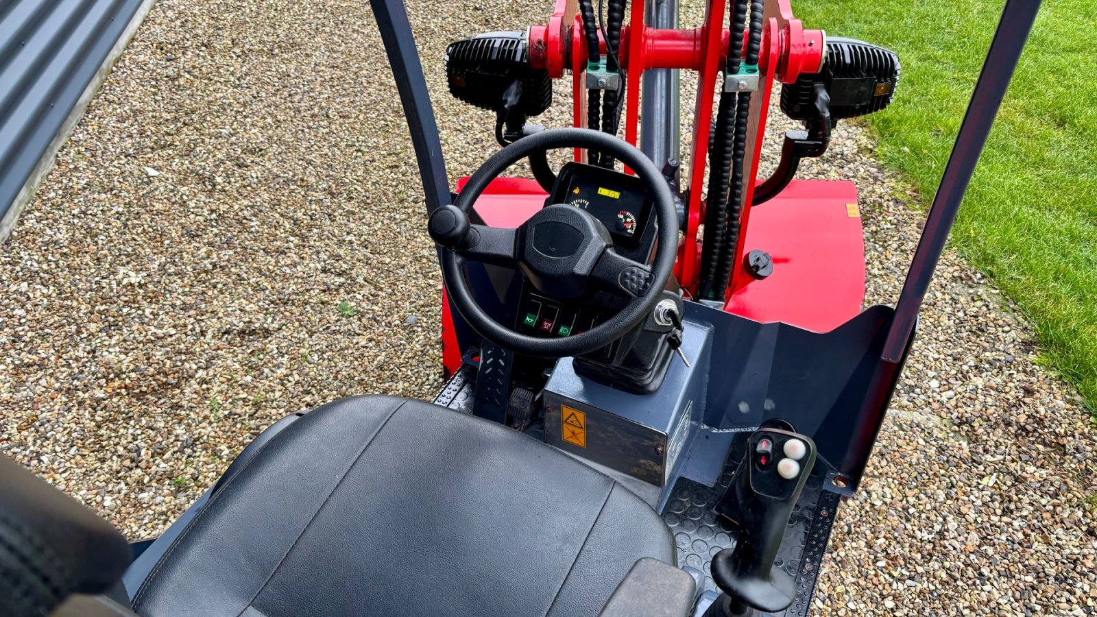 Kompaktlader za tip Sonstige 1026 LX, Gebrauchtmaschine u Nykøbing Mors (Slika 4)